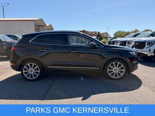 Infinite Black Metallic 2019 Lincoln MKC Reserve