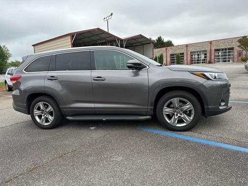 2017 Toyota Highlander Limited