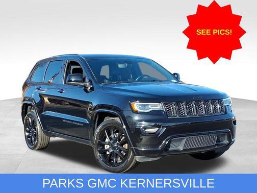 2022 Jeep Grand Cherokee Laredo