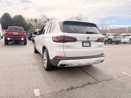 2022 BMW X5 PHEV xDrive45e