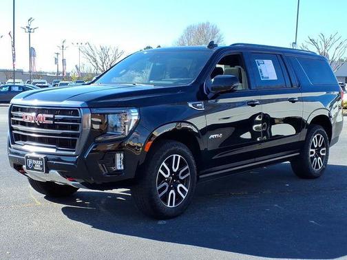 2023 GMC Yukon XL 4WD AT4