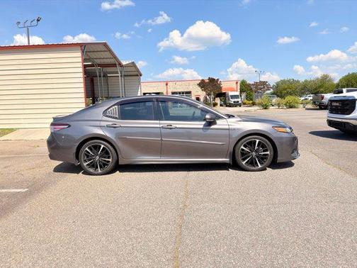 Predawn Gray Mica 2020 Toyota Camry XSE