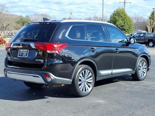 2019 Mitsubishi Outlander SEL