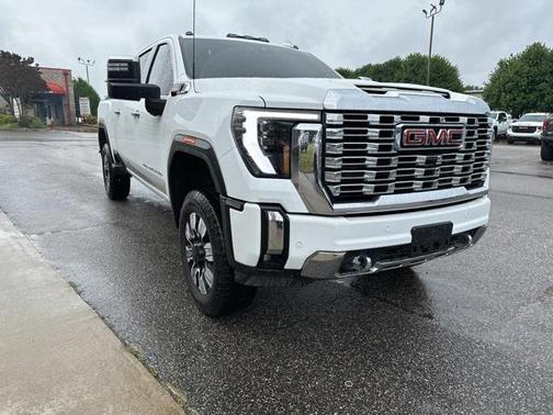 2024 GMC Sierra 2500 Denali