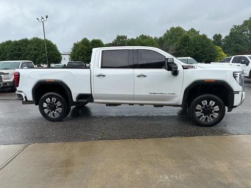 2024 GMC Sierra 2500 Denali