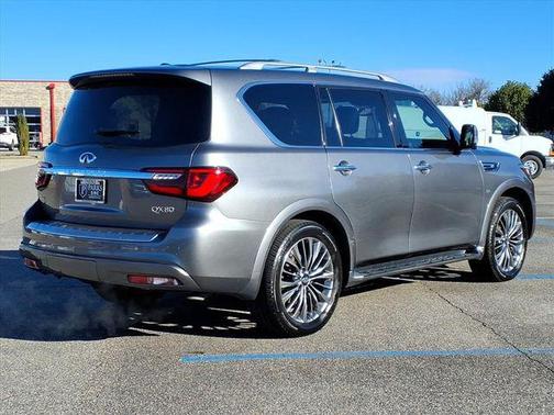 2019 INFINITI QX80 Luxe
