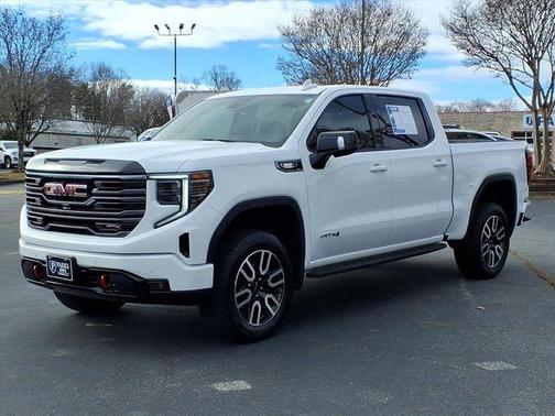 2025 GMC Sierra 1500 AT4