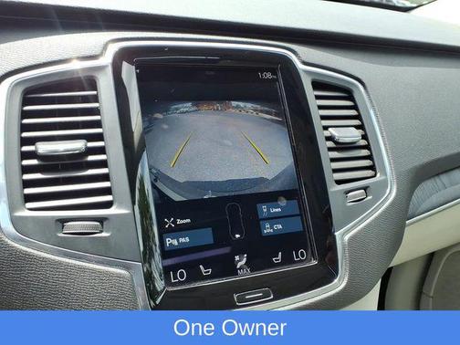 Denim Blue Metallic 2020 Volvo XC90 T5 Momentum