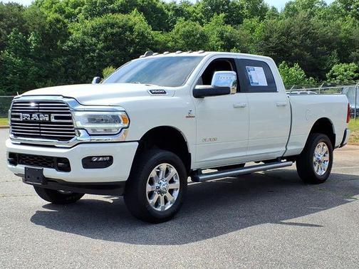 Pearl White 2024 RAM 3500 Laramie Crew Cab 4x4 6'4' Box