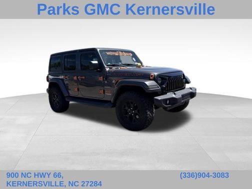 Granite Crystal Metallic Clearcoat 2018 Jeep Wrangler Unlimited Sahara