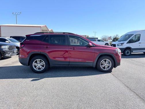 2022 GMC Terrain SLE