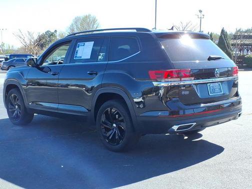 2022 Volkswagen Atlas 2.0T SE w/Technology 4MOTION
