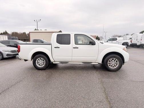 2017 Nissan Frontier SV