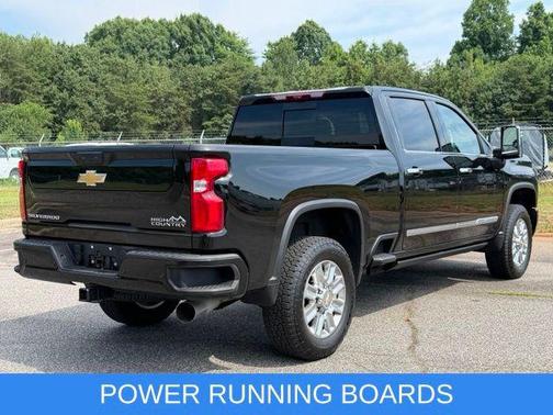 Black 2024 Chevrolet Silverado 2500 High Country
