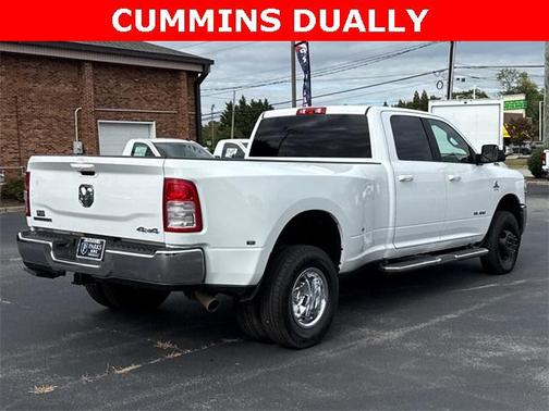 2021 RAM 3500 Big Horn Crew Cab 4x4 8' Box
