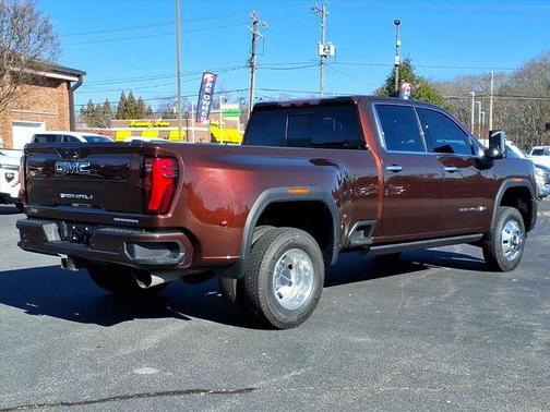 2024 GMC Sierra 3500 Denali