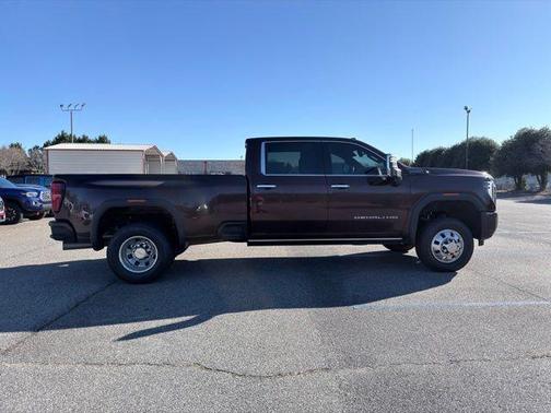 2024 GMC Sierra 3500 Denali