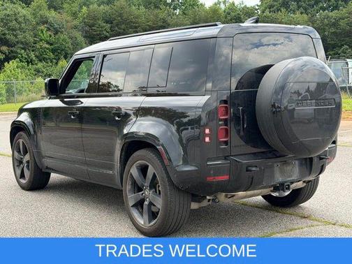 Santorini Black Metallic 2025 Land Rover Defender 110 P400 X-Dynamic SE