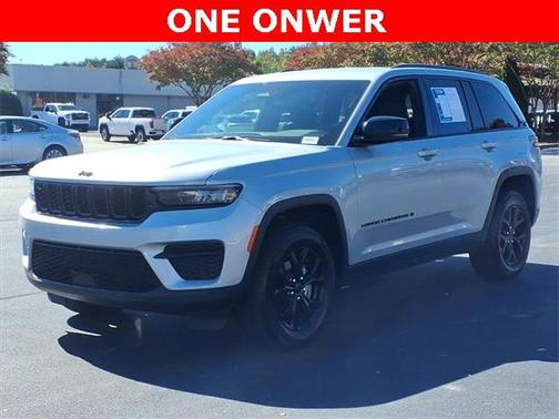 2024 Jeep Grand Cherokee Altitude