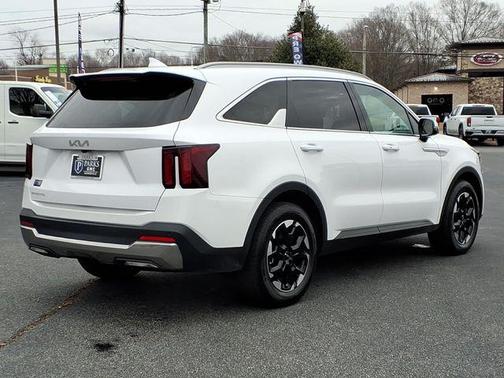 2024 Kia Sorento S
