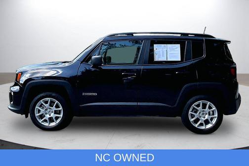 Black Clearcoat 2022 Jeep Renegade Latitude