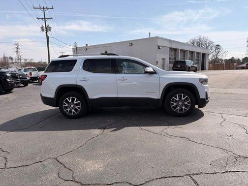 2023 GMC Acadia FWD SLT