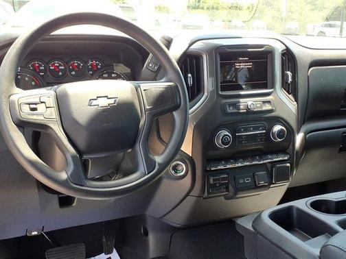 Sterling Gray Metallic 2026 Chevrolet Silverado 2500 Custom