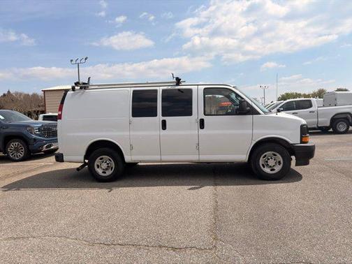 2017 Chevrolet Express 2500 Work Van