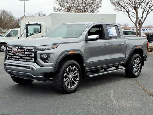 2023 GMC Canyon Denali