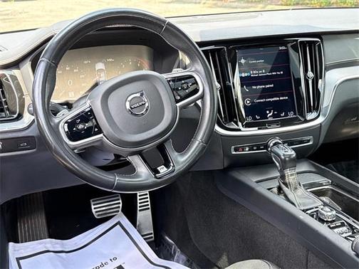 2020 Volvo S60 T6 R-Design