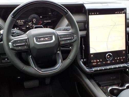 2026 GMC Yukon 4WD AT4