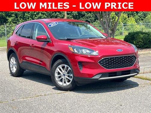 2021 Ford Escape SE