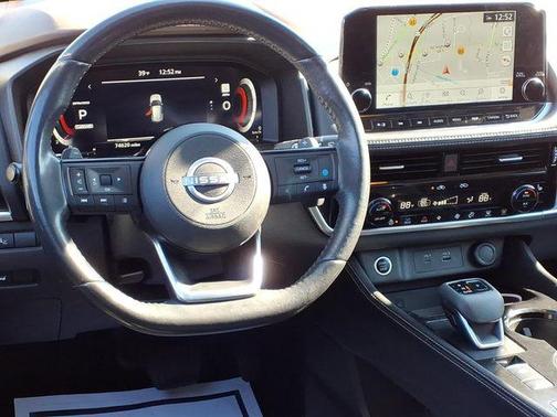 2022 Nissan Rogue Platinum