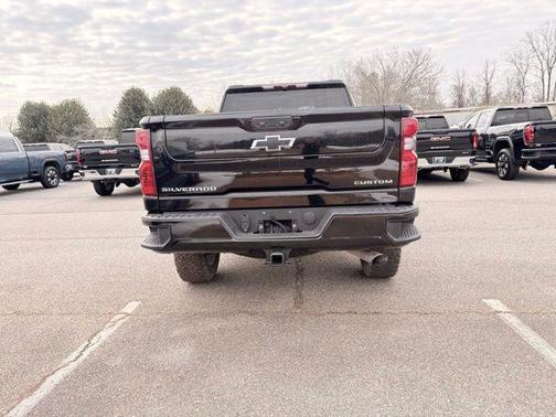 2023 Chevrolet Silverado 2500 Custom