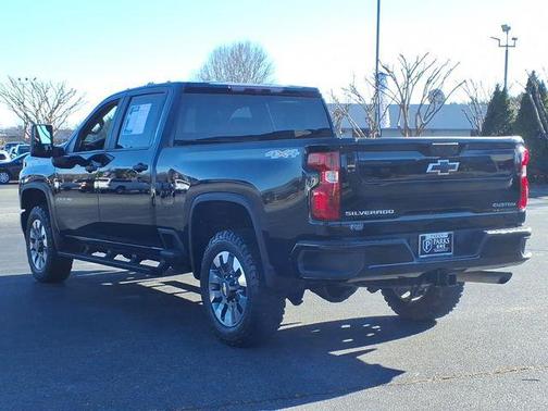 2023 Chevrolet Silverado 2500 Custom
