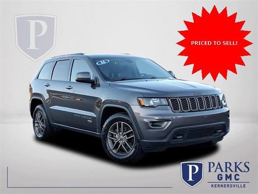 2016 Jeep Grand Cherokee Laredo