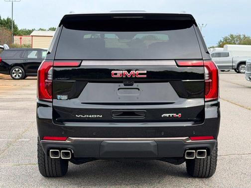 Onyx Black 2027 GMC Yukon AT4 Ultimate