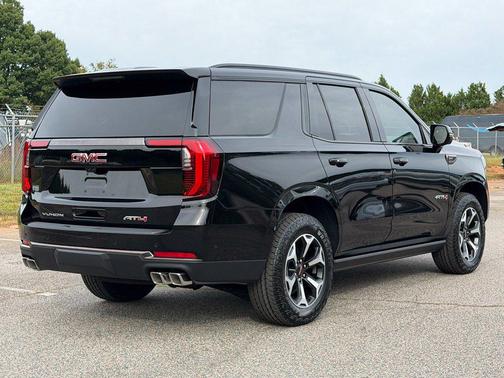 Onyx Black 2027 GMC Yukon AT4 Ultimate