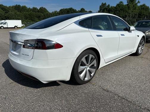 2021 Tesla Model S Long Range
