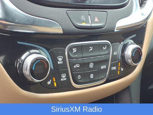 Summit White 2023 Chevrolet Equinox Premier w/1LZ