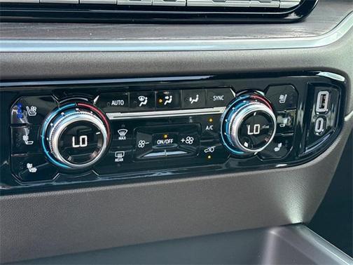 2026 GMC Sierra 2500 SLT