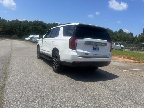 2024 GMC Yukon 4WD AT4
