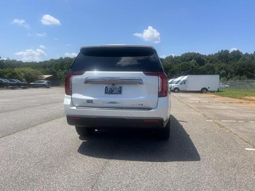 2024 GMC Yukon 4WD AT4