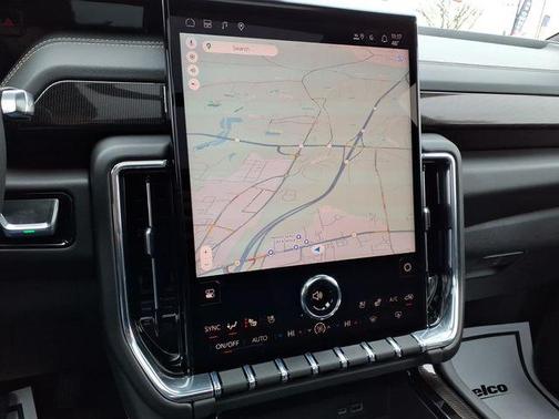 2026 GMC Yukon XL 4WD Elevation