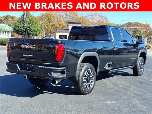 2024 GMC Sierra 2500 Denali