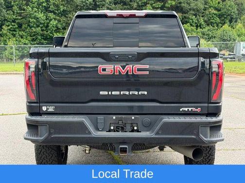 Onyx Black 2025 GMC Sierra 2500 AT4