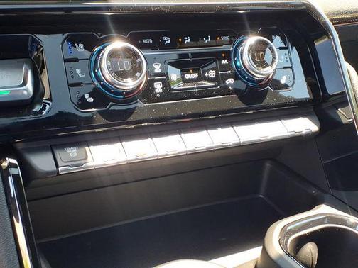 Onyx Black 2026 GMC Sierra 2500 AT4