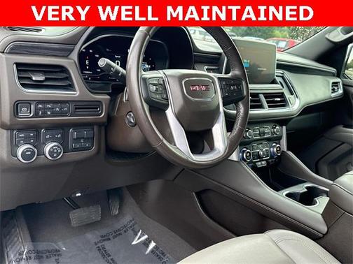 2022 GMC Yukon XL SLT