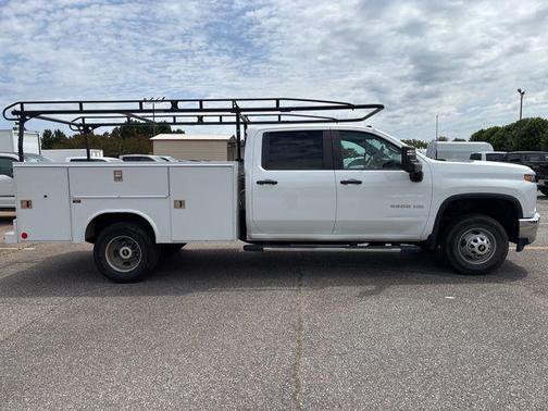 Summit White 2021 Chevrolet Silverado 3500 WT