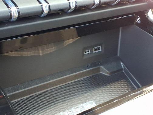 Onyx Black 2026 GMC Yukon 4WD Elevation
